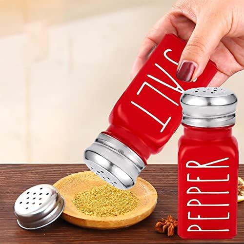 2Pcs Salt and Pepper Shakers with Words Printed