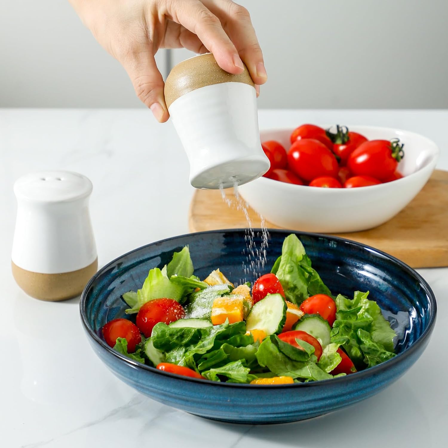 Hasense Salt Pepper Shaker Set Ceramic White Cute Design Refillable Farmhouse Kitchen Decor