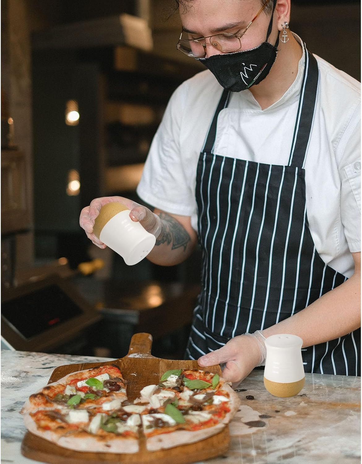 Hasense Salt Pepper Shaker Set Ceramic White Cute Design Refillable Farmhouse Kitchen Decor